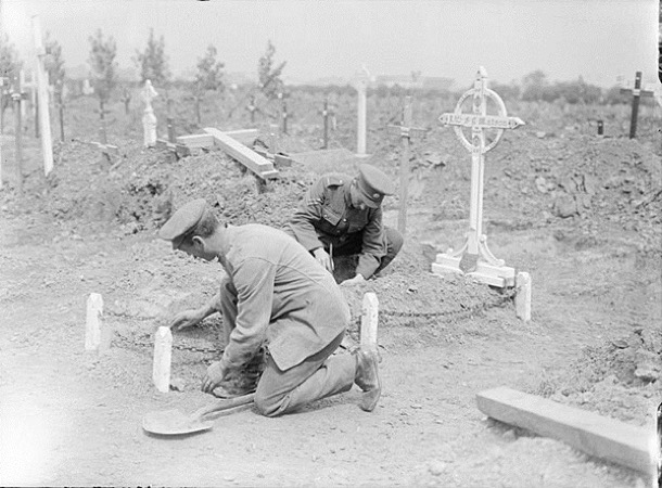 grave work